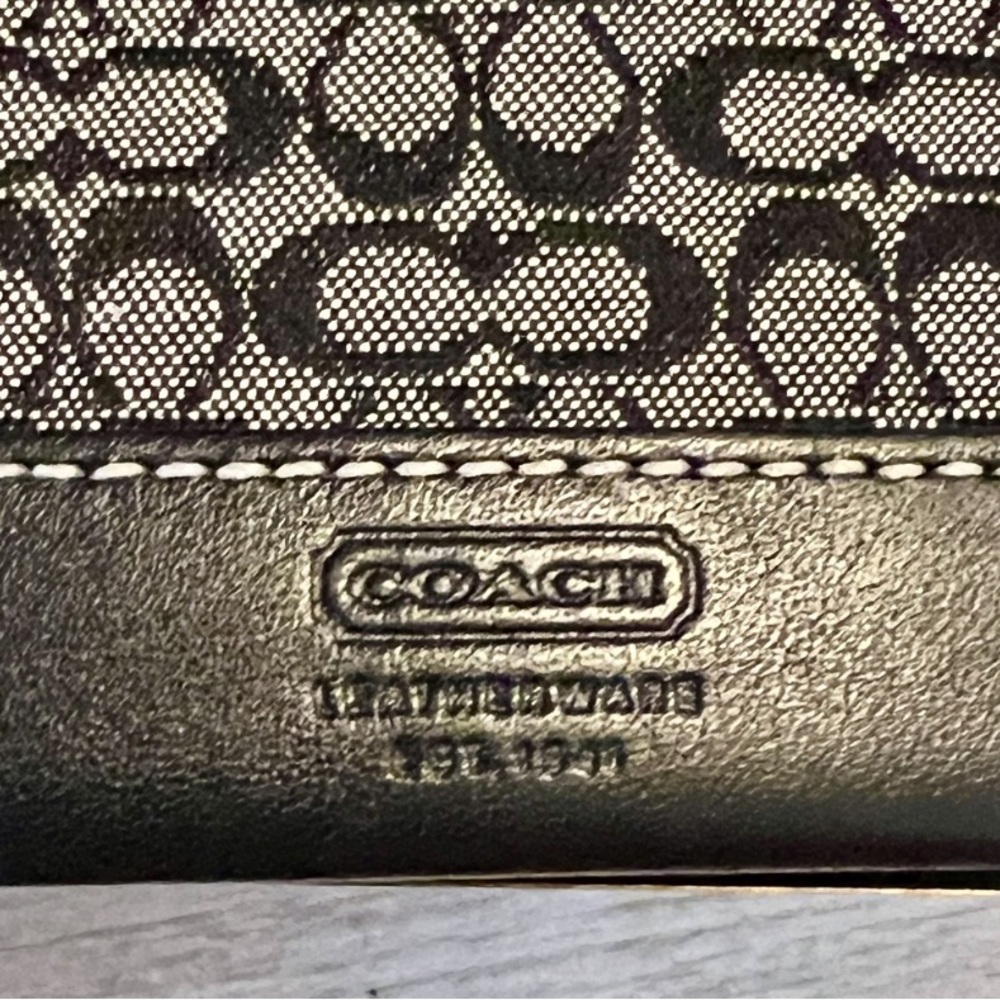 Coach Signature Jacquard Black Gray Zip Card Holder Coin Wallet 43615 Micro C - Picture 5 of 5